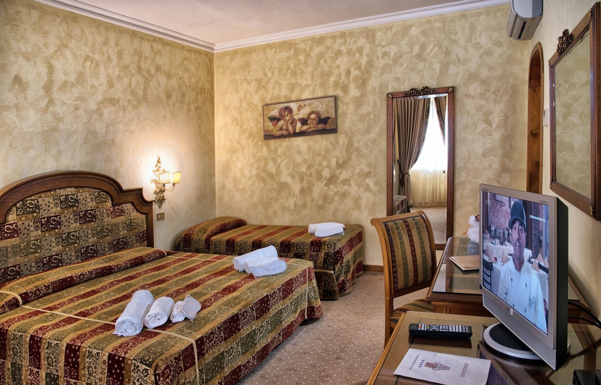 Grand Hotel Helio Cabala มารีโน ภายนอก รูปภาพ